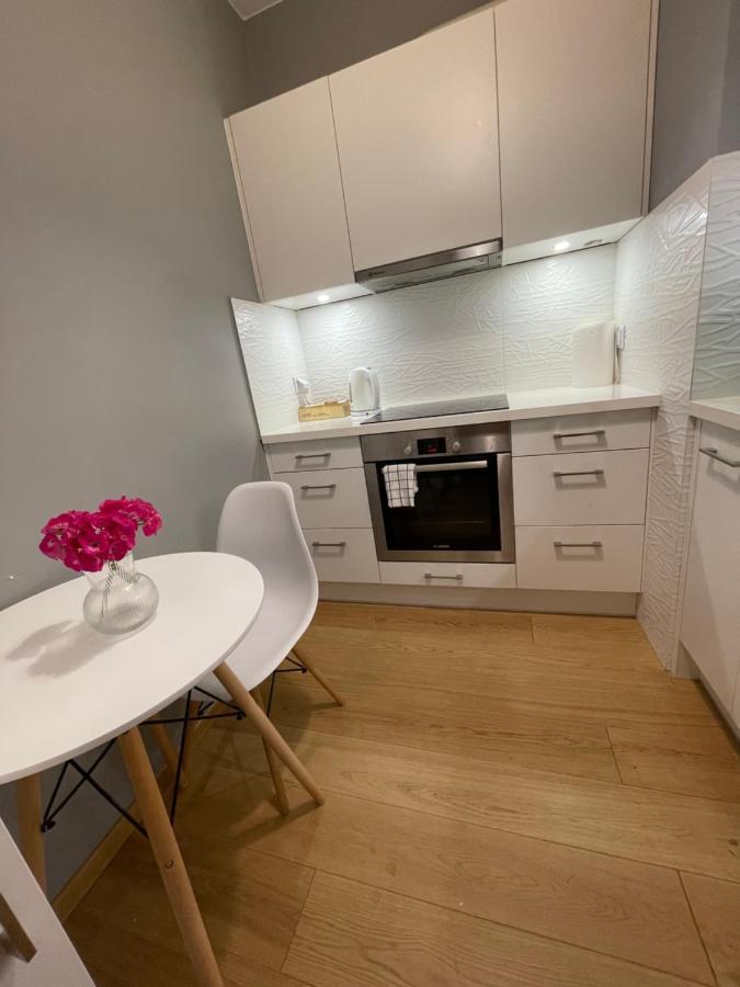 Apartamenty Warszawa Centrum Wlodarzewska 30 Esterno foto